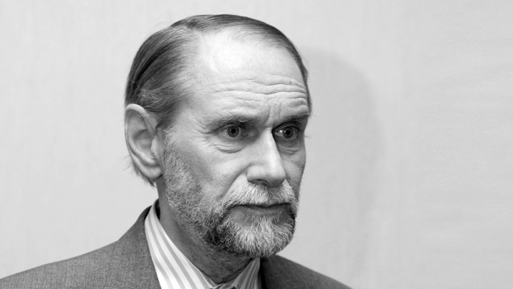 В возрасте 75 лет умер известный писатель-сатирик Виктор Коклюшкин