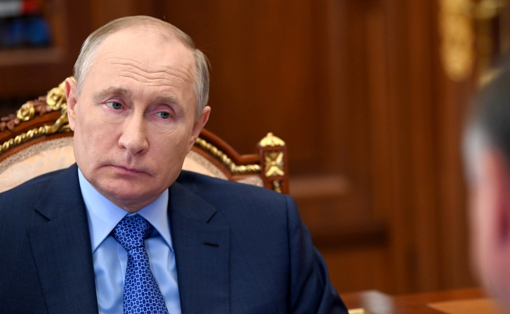 Владимир Путин сообщил, что сделал назальную вакцину от COVID-19
