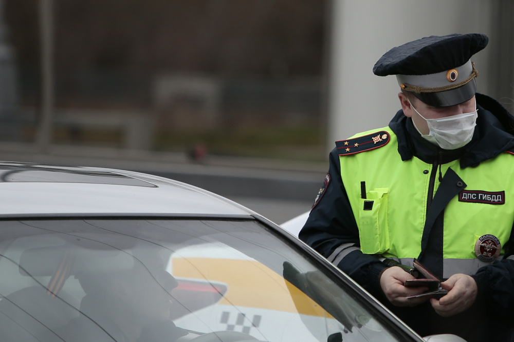 ГИБДД приостановила выдачу прав и регистрацию автомобилей из-за сбоя в работе