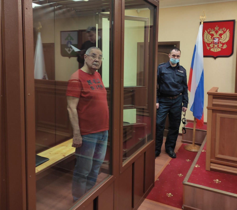 Прокуратура требует заменить условный срок на реальный отцу экс-главы ФБК* Жданова