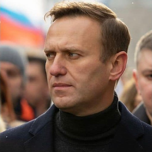 Яшин заявил, что Навальный не обсуждал со сторонниками свое возвращение в Россию