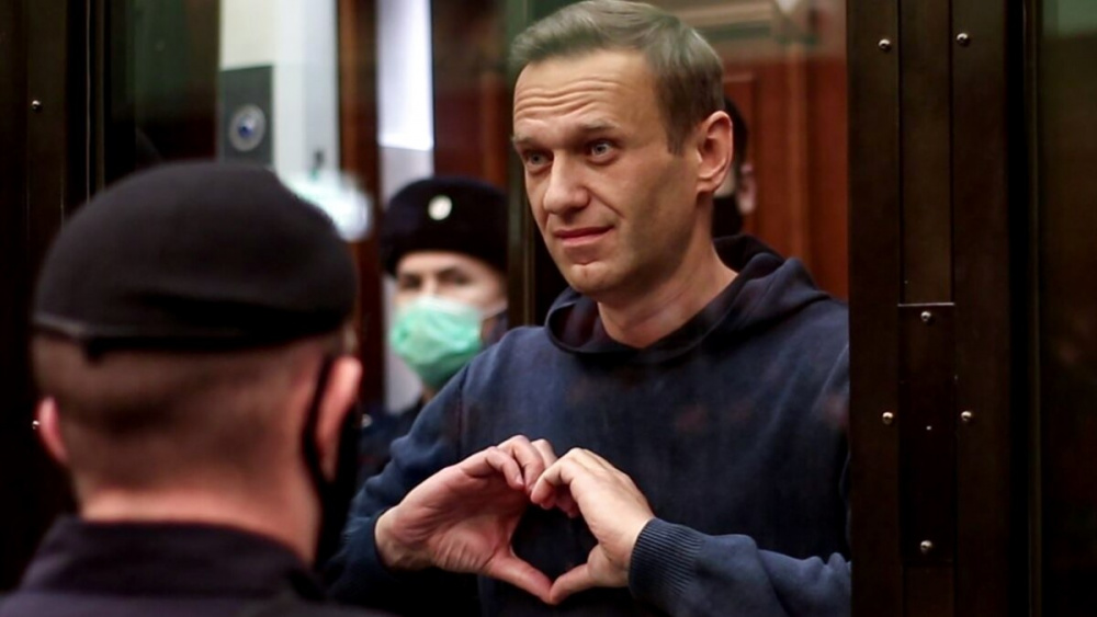 У Навального* 20 лет будет гореть свет