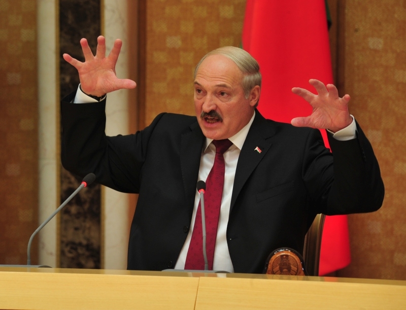 Мем смешной: Александр Лукашенко решил "потроллить" Джо Байдена