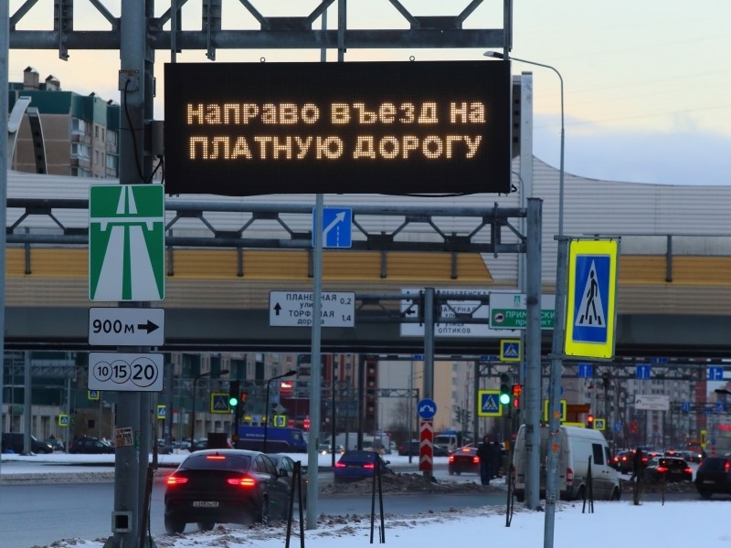 "Куда такие цены лупить на ЦКАД?": дальнобойщики – о запрете Собянина ездить по МКАД